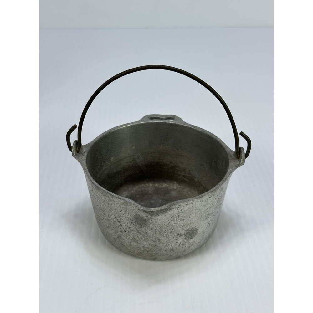 Vintage Wagner Ware Sydney O Cast‎ Aluminum Mini Hot Pot Childs Size Toy NO LID